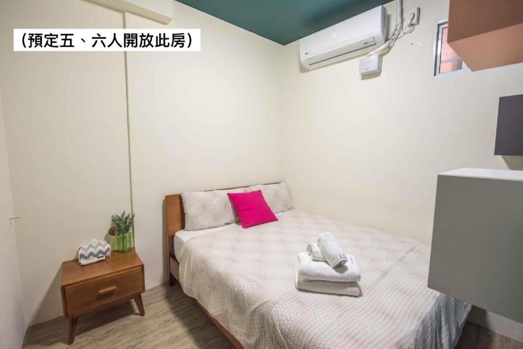 สมอลล์ บริดจ์ กู๊ดโฮม Apartment ไถหนาน ภายนอก รูปภาพ