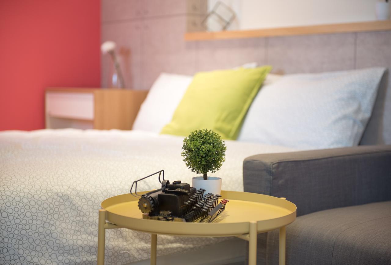 สมอลล์ บริดจ์ กู๊ดโฮม Apartment ไถหนาน ภายนอก รูปภาพ