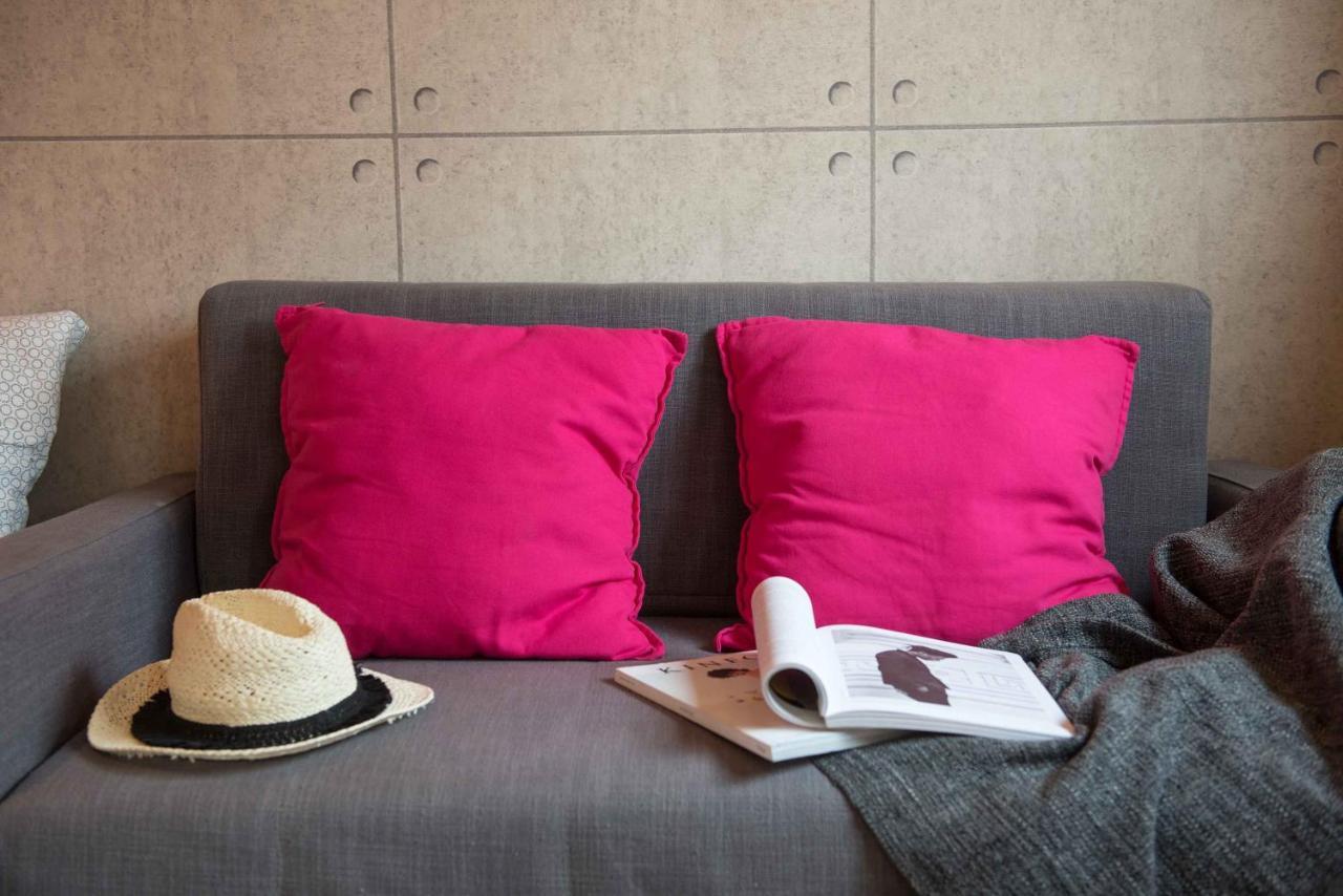 สมอลล์ บริดจ์ กู๊ดโฮม Apartment ไถหนาน ภายนอก รูปภาพ